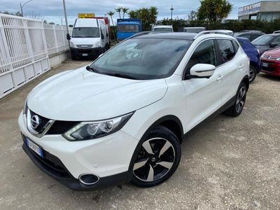 usata Nissan Qashqai 1.5 dCi Tekna TETTO-NAVI-360- RETRO