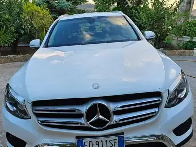 Usata Mercedes GLC250 204 CV (150 kW) 2016 Bianco SUV