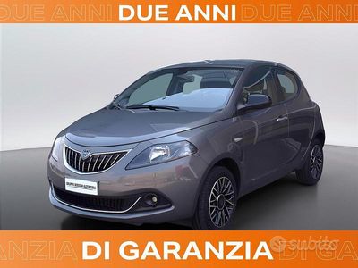Usata Lancia Ypsilon S 70 CV (51 kW) 2024 Grigio Utilitaria