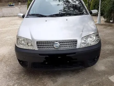 Usata Fiat Punto 69 CV (50 kW) 2007 Grigio Utilitaria
