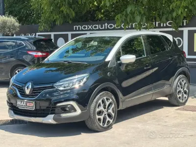 Usata Renault Captur 90 CV (66 kW) 2019 Nero SUV