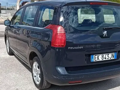 Usata Peugeot 5008