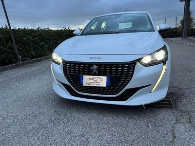 Usata Peugeot 208 Active 75 CV (55 kW) 2020 Bianco Utilitaria