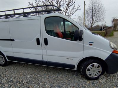 usata Renault Trafic 1.9 100cv