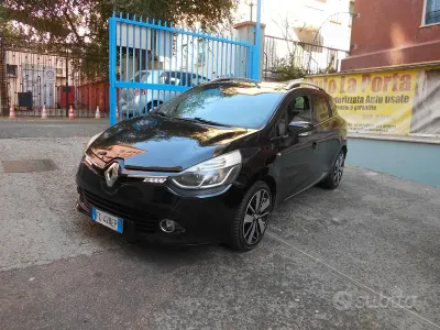 Usata Renault Clio Intens 90 CV (66 kW) 2016 Nero Station wagon