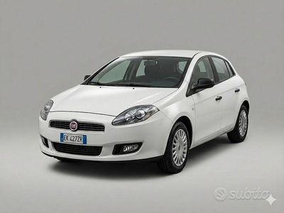 Usata Fiat Bravo Dynamic 120 CV (88 kW) 2011 Bianco Utilitaria