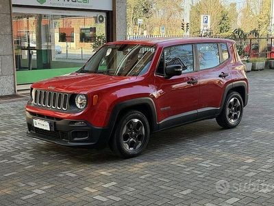 Usata Jeep Renegade Sport 95 CV (69 kW) 2017 Rosso SUV