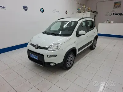 Usata Fiat Panda 4x4 95 CV (69 kW) 2017 Bianco Utilitaria