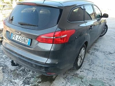 Usata Ford Focus Titanium S 120 CV (88 kW) 2017 Grigio Station wagon