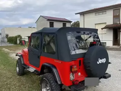 Usata Jeep Wrangler 103 CV (75 kW) 1991 Rosso SUV