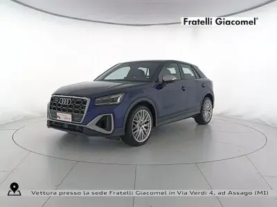 Käytetty Audi SQ2 Sport 300 HP (220 kW) 2023 Sininen Katumaasturi