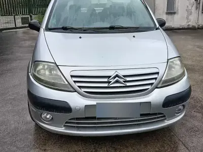 Occasion Citroën C3 60 ch (44 kW) 2002 Gris Citadine