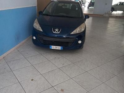 Usata Peugeot 207 89 CV (65 kW) 2010 Blu Berlina