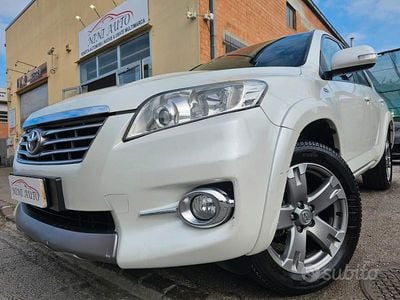 Usata Toyota RAV4 Executive 150 CV (110 kW) 2011 Bianco SUV