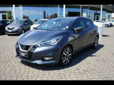 Usata Nissan Micra Tekna 90 CV (66 kW) 2019 Grigio scuro Utilitaria