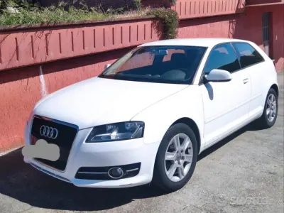 Usata Audi A3 Sportback 100 CV (73 kW) 2010 Bianco Utilitaria