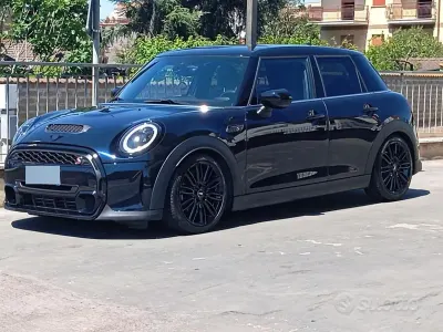Usata Mini Cooper S 178 CV (130 kW) 2024 Blu Utilitaria