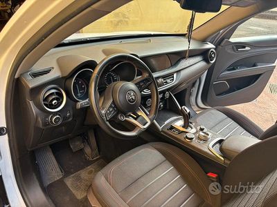 Usata Alfa Romeo Stelvio 160 CV (117 kW) 2021 Bianco SUV