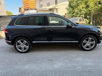 Usata VW Touareg 204 CV (150 kW) 2017 Nero SUV