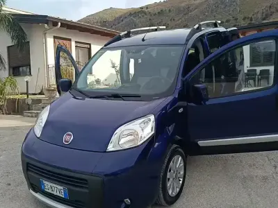 Usata Fiat Qubo Trekking 95 CV (69 kW) 2013 Bluazzurro Monovolume