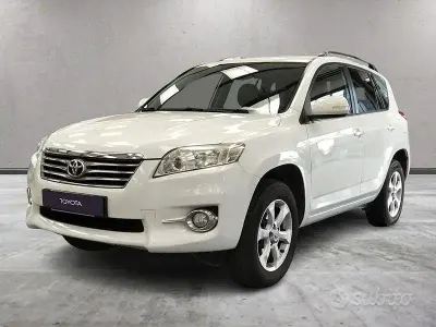 Usata Toyota RAV4 150 CV (110 kW) 2012 Bianco SUV