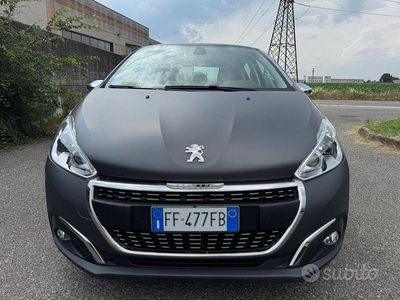 Usata Peugeot 208 Active 75 CV (55 kW) 2016 Grigio opaco Utilitaria