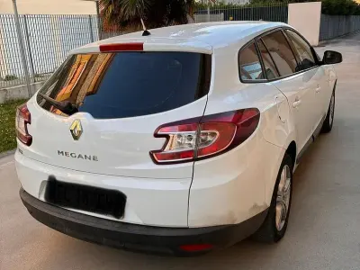 Usata Renault Mégane GrandTour 110 CV (80 kW) 2012 Bianco Station wagon