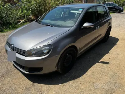 Usata VW Golf VI 105 CV (77 kW) 2011 Grigio Utilitaria