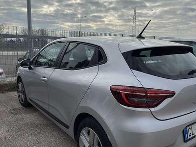Usata Renault Clio V Business 91 CV (66 kW) 2022 Argento Berlina