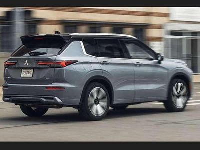 Nuova Mitsubishi Outlander P-HEV Intense 224 CV (164 kW) 2026 Other SUV