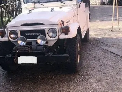 Usata Toyota Land Cruiser 1982 Bianco SUV