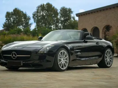 Usata Mercedes SLS AMG AMG 571 CV (419 kW) 2011 Nero Cabrio