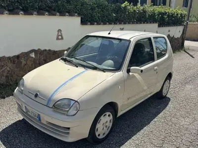 Usata Fiat 600 54 CV (39 kW) 2008 Utilitaria