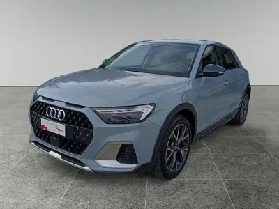Usata Audi A1 Admired 95 CV (69 kW) 2022 Grigio zinco perla SUV