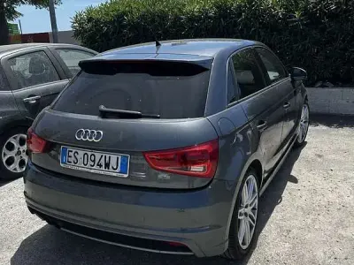 Usata Audi A1 Sportback Ambition 140 CV (102 kW) 2013 Utilitaria
