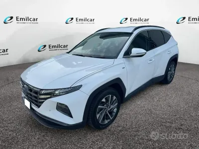 Gebraucht Hyundai Tucson 136 PS (100 kW) 2022 Weiß SUV