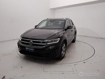 Usata VW T-Roc R-line 110 CV (80 kW) 2023 Nero SUV