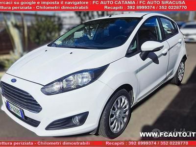 Usata Ford Fiesta Titanium 75 CV (55 kW) 2013 Bianco Utilitaria