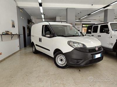 Usata Fiat Doblò Business 95 CV (69 kW) 2020 Bianco Monovolume