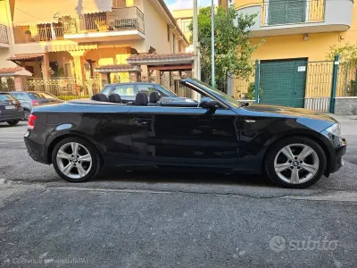 Usata BMW 118 Cabriolet 143 CV (105 kW) 2009 Nero Cabrio