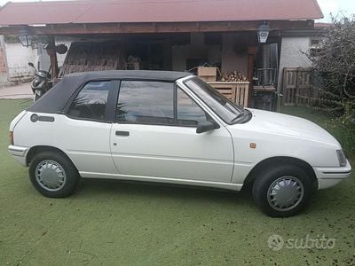 Usata Peugeot 205 60 CV (44 kW) 1991 Bianco Cabrio
