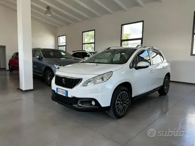 Begagnad Peugeot 2008 Active 75 HK (55 kW) 2017 Vit SUV