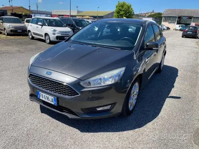 Usata Ford Focus Business Edition 101 CV (74 kW) 2016 Grigio scuro Berlina