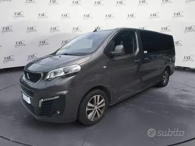 Usata Peugeot Traveller 177 CV (130 kW) 2021 Grigio Monovolume