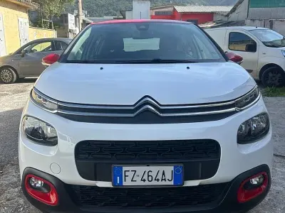 Usata Citroën C3 Shine 83 CV (61 kW) 2020 Bianco Utilitaria