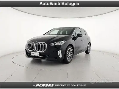 Usata BMW 218 Active Tourer Luxury Line 150 CV (110 kW) 2023 Nero Monovolume