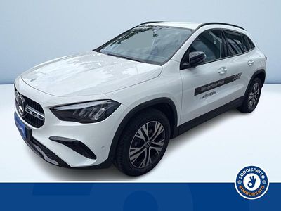 Usata Mercedes GLA200 Advanced Plus 150 CV (110 kW) 2023 Rosso metallizzato SUV
