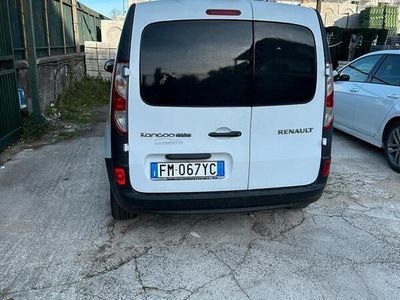 usata Renault Kangoo maxi 1.5 115 cv 16 valvole 6 marce