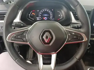 Usata Renault Captur Intens 100 CV (73 kW) 2023 Blu scuro SUV
