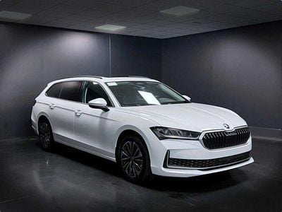 Usata Skoda Superb Selection 150 CV (110 kW) 2024 Bianco Station wagon